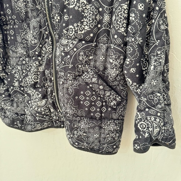 Hayden Girls XL Quilted Paisley Western Puff Zip Jacket Gray White - Picture 4 of 13